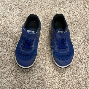 Boys blue nike shoes